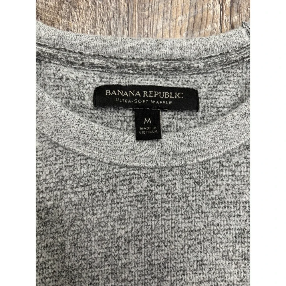 Banana Republic Ultra-Soft Waffle Pullover Mens Medium Gray Crewneck Long Sleeve